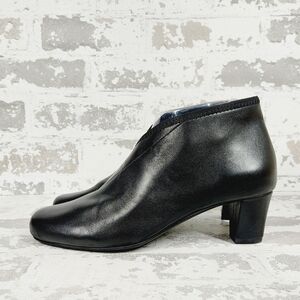 New David Tate Aruba Black Leather Zip Up Ankle Booties M181